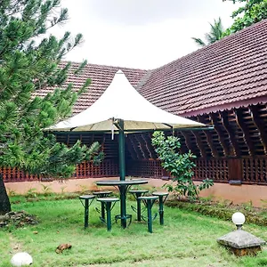 ***** Resort Palette - Pagoda India